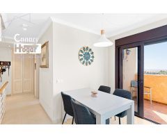 **Apartamento duplex de lujo con vistas al mar y al golf**