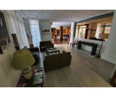 ¡Increíble oportunidad de inversión - Hotel en Benidorm en venta!