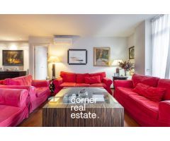 Maginífico Ático Dúplex con Vistas Únicas en Barcelona
