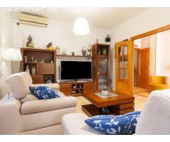 ESPECTACULAR CHALET CON PARCELA INDEPENDIENTE Y GARAJA EN SEMISÓTANO URBANIZACION ROCHE ALTO
