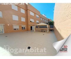 SEMINUEVO CON GRAN TERRAZA Y GARAJE EN LA UJI