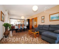 ¡VISTAS PANORÁMICAS! AMPLIO, ALTO Y LUMINOSO CON TERRAZA Y BALCÓN