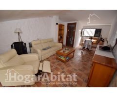 ¡OPORTUNIDAD! CASA CON TERRAZA CERCA DEL CASTILLO DE ONDA