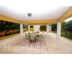 ¡CHALET ESPECTACULAR! AMPLIO Y LUMINOSO CON PISCINA PRIVADA Y TERRAZA
