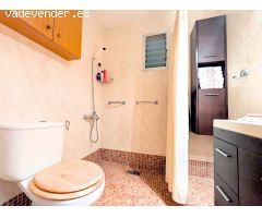 CASA EN PLANTA BAJA EN AMPOSTA