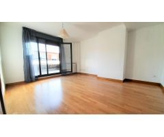 ÁTICO EN VENTA DE DOS HABITACIONES EN DELICIAS-ARCO LADRILLO