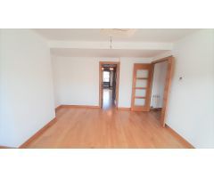 ÁTICO EN VENTA DE DOS HABITACIONES EN DELICIAS-ARCO LADRILLO
