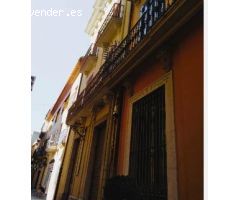 CASA MODERNISTA EN LA ZONA PEATONAL DE SANT FELIU DE GUÍXOLS