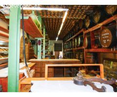 CASA MODERNISTA EN LA ZONA PEATONAL DE SANT FELIU DE GUÍXOLS
