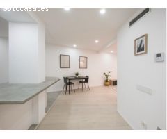 Planta baja reformada de 82 m² en calle Balboa – Zona Barceloneta