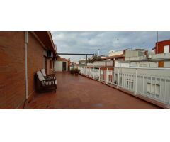 ATICO CON ASCENSOR Y TERRAZA