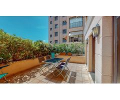Hermosa planta baja con terraza en Portixol