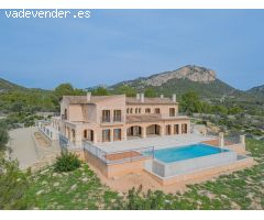 Villa de estilo mallorquín en Camp de Mar