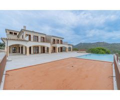 Espectacular villa en Camp de Mar