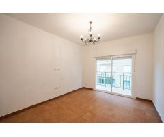 ^**^PISO REFORMADO DE 3 HABITACIONES EN EL CENTRO DE EL TIEMBLO (ÁVILA)^**^  Se vende magnífico piso
