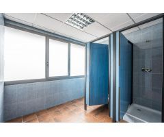 ^**^NAVE COMERCIAL DE 270 M2 CON ALTAS PRESTACIONES EN ZONA ESTRATÉGICA DE MADRID^**^ Increíble opor