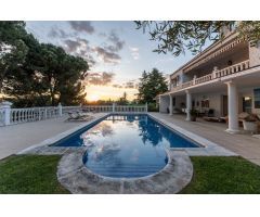 ^**^EXCLUSIVO CHALET INDEPENDIENTE EN BOADILLA DEL MONTE – 600M² CONSTRUIDOS EN PARCELA DE 2.000M² C