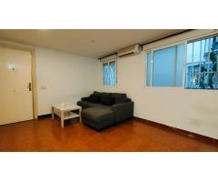 Estudio en alquiler en la calle Barco 28
