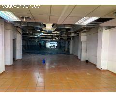 Excelente nave Industrial en Vallecas
