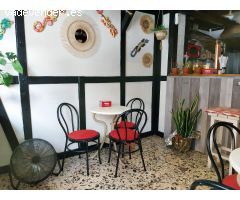 Pintoresco bar a setenta metros de la amplia Playa de S Arenal.