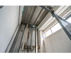 NAVE INDUSTRIAL EN MÓSTOLES – CALLE FRAGUA – 1.720 M² EN 4 PLANTAS Se ofrece en venta una magnífica