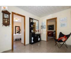 ¡Oportunidad única! Espacioso piso de 4 habitaciones en Avenida Cardenal Costa, Castellón