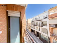 Habitación#4 Con Balcón y Baño Privado