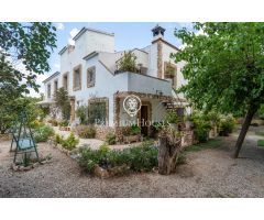 Casa con jardín y piscina en Vallmoll