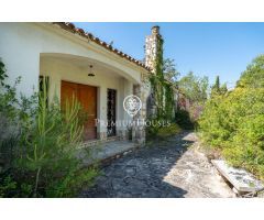 Casa con terreno edificable en Vall de lArrabassada