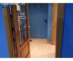 Local reformado con garaje incluido en calle San Nicolás - Centro de la ciudad de Alcoy