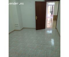 Se alquila o vende local en Alcoy - Calle Entenza