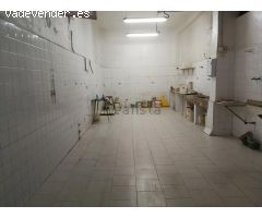 SE ALQUILA LOCAL EN SANTA ROSA- PZA JAIME EL CONQUISTADOR-Era una cafeteria