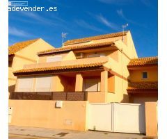 Venta de casa adosada con 5 dormitorios muy cerca de la playa en Cabo de Palos