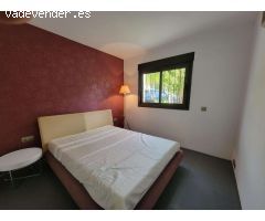 Con preciosas vistas al mar, Dúplex adosado, 3 dormitorios, 2 baños, en Mascarat en Altea