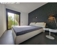 Con preciosas vistas al mar, Dúplex adosado, 3 dormitorios, 2 baños, en Mascarat en Altea