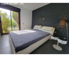 Con preciosas vistas al mar, Dúplex adosado, 3 dormitorios, 2 baños, en Mascarat en Altea