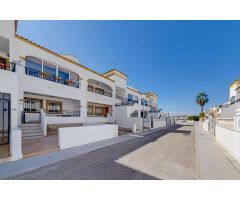 BUNGALOW DE 2 DORMITORIOS CON JARDÍN PRIVADO, PISCINA COMUNITARIA Y PARKING (Vistabella Golf)