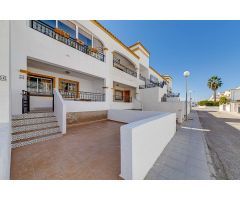 BUNGALOW DE 2 DORMITORIOS CON JARDÍN PRIVADO, PISCINA COMUNITARIA Y PARKING (Vistabella Golf)