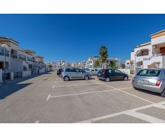 BUNGALOW DE 2 DORMITORIOS CON JARDÍN PRIVADO, PISCINA COMUNITARIA Y PARKING (Vistabella Golf)
