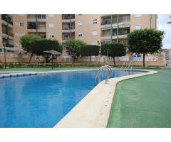 Apartamentos de 3 dormitorios con piscina en Guardamar Del Segura (centro)