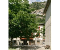 Hostal en Venta en Canfranc, Huesca