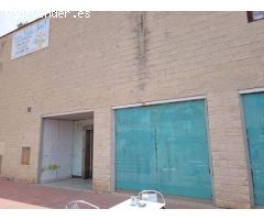 Local en venta o alquiler en Avenida de Atenas, 75.
