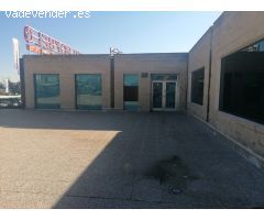 Se alquila local en centro comercial Monte Claro de Pozuelo