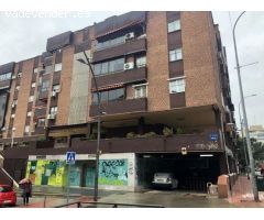 SE ALQUILA CL BALEARES C/V BADAJOZ. Nº 6 00000 - Móstoles - MadriD