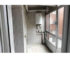 SE VENDE PISO EN CL CASALARREINA Nº 20 IZQ - Madrid - Madrid