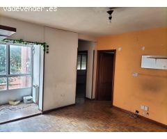 SE VENDE PISO EN CL CASALARREINA Nº 20 IZQ - Madrid - Madrid