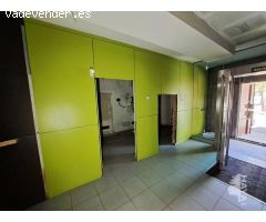 Local en venta en calle del Camino de los Vinateros, 12