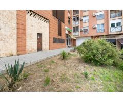 ¡Oportunidad! Se vende local con negocio de heladería en pleno funcionamiento. Parque Nueva Granada
