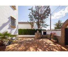 Chalet independient en urbanizacion Molino Alto Otura.