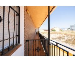 Piso en Venta en Pinos Puente, Granada